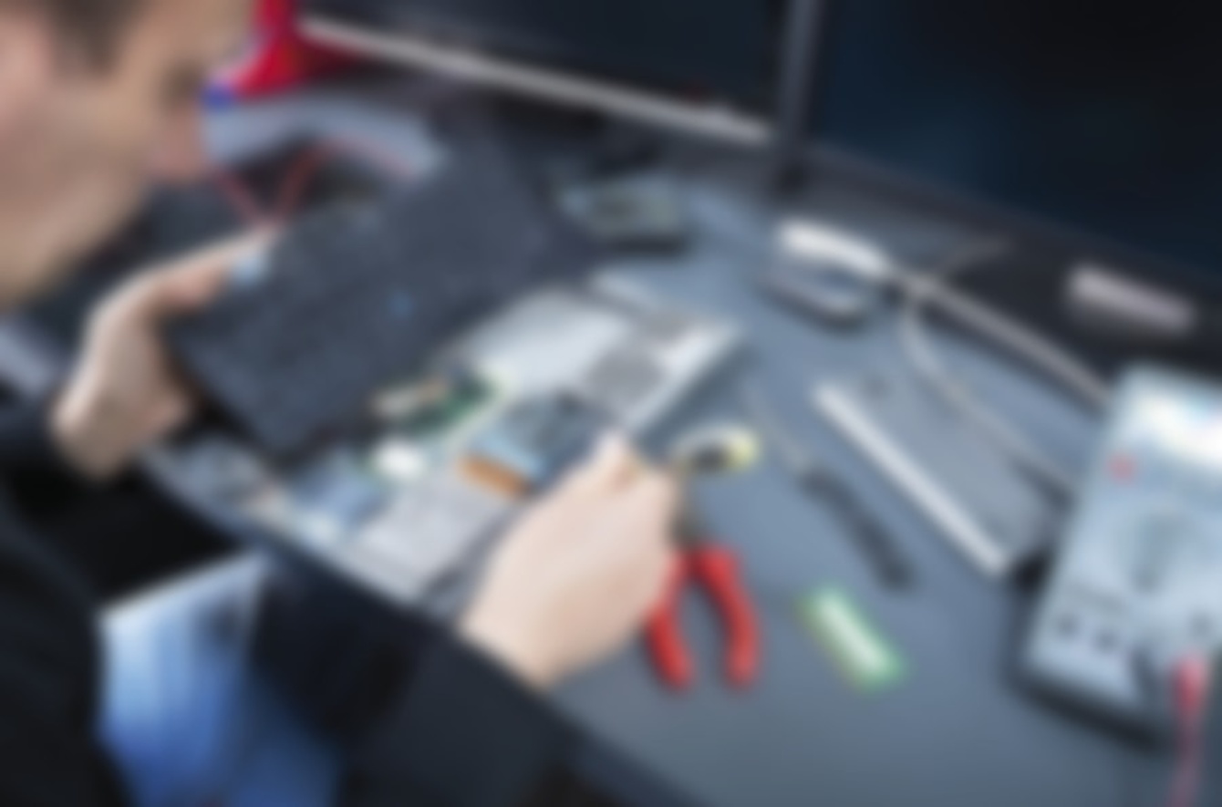 Reparatur-Service bei Schlesinger Solutions in Michelau