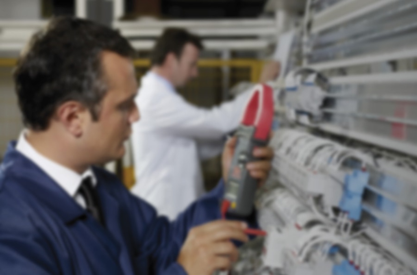 E-Check bei Schlesinger Solutions in Michelau