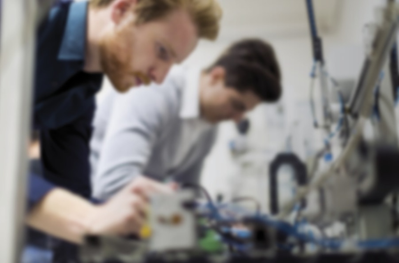 Elektroanlagen-Kontrolle bei Schlesinger Solutions in Michelau